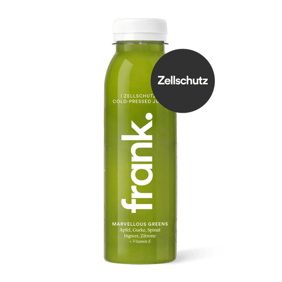 Darstellung des Saft Marvellous Greens mit Apfel, Gurke, Spinat, Ingwer und Zitrone von frank